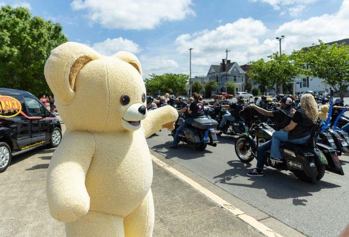 APRESENTAÇÃO DE SLIDES: Mais de 600 participantes na 26ª edição anual da Great Teddy Bear Run